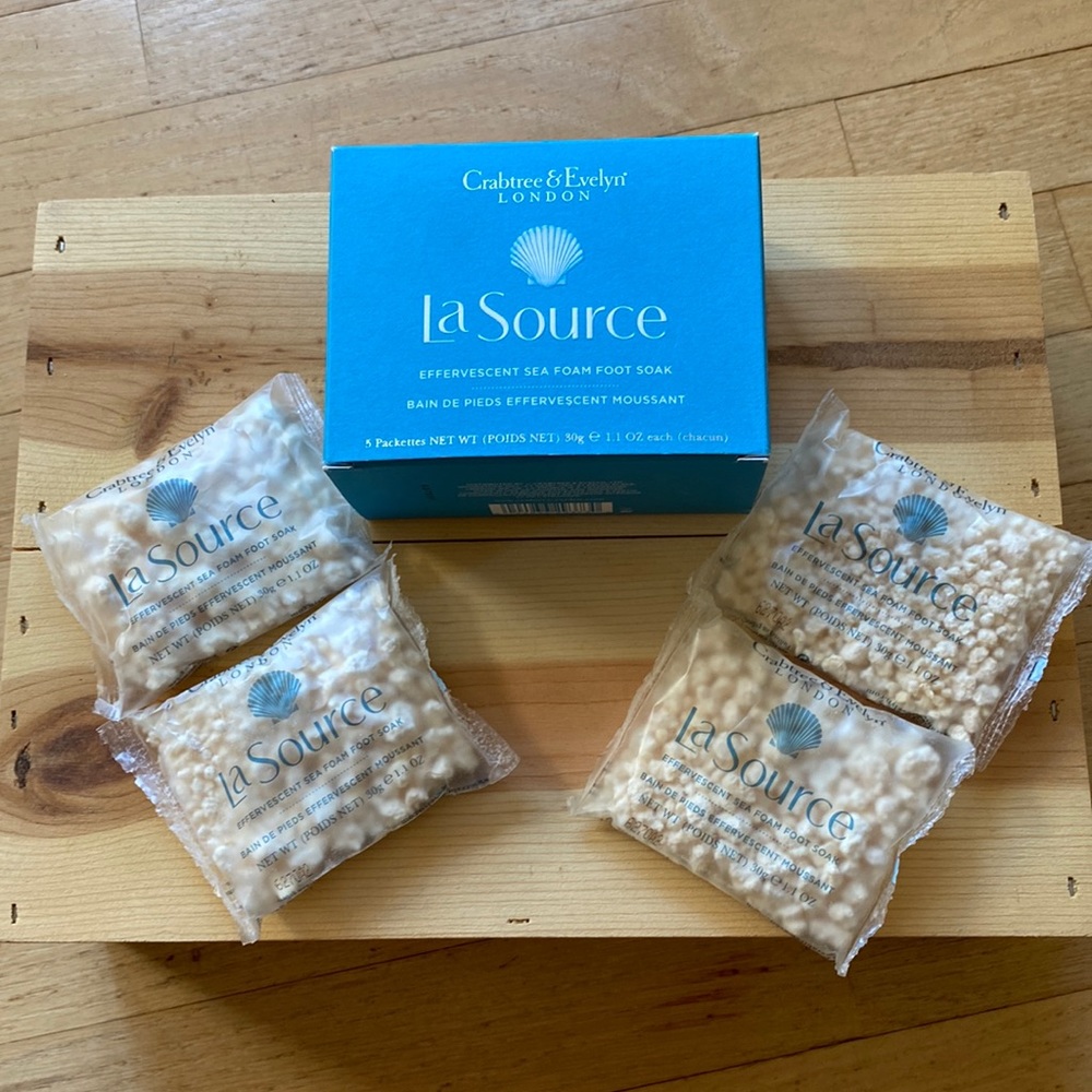 CRABTREE & EVELYN LA SOURCE EFFERVESCENT SEA FOAM FOOT SOAK~4 PACKETS NEW in BOX